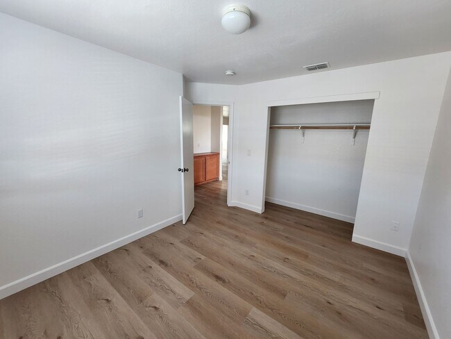 Foto del edificio - Beautiful 5 bed/4 bath home in Santa Nella!