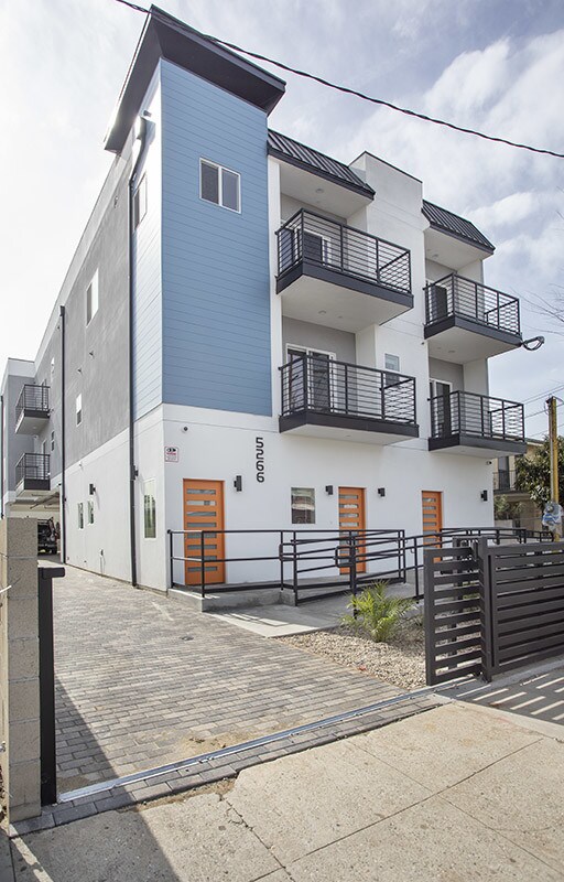 Foto principal - 5266 Fountain Ave