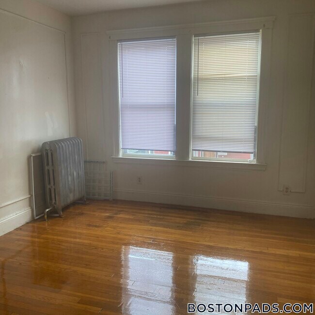 Foto del edificio - 19 Mora St