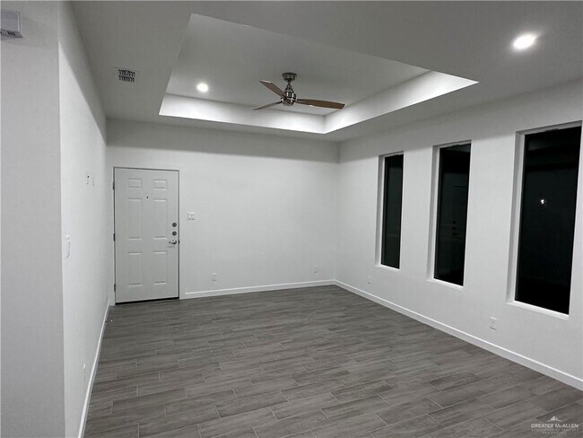 Building Photo - 1403 Marcela Dr