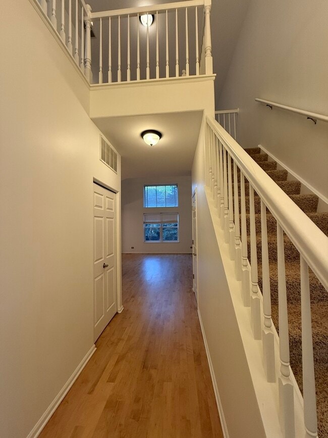 Building Photo - 3062 Tangley Oaks Trail