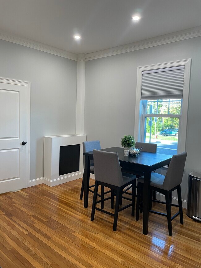 Dining Area - 34 North Road