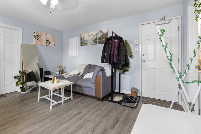 Building Photo - 1 Bedroom Apartment in Hull - Prime location