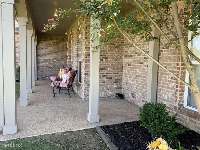 Building Photo - 3 br, 2 bath House - 127 Julia Ann Drive