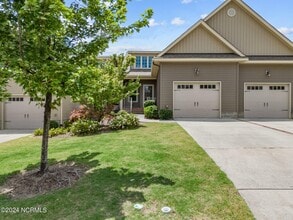 Building Photo - 118 Cypress Cir