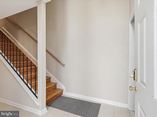 Foto del edificio - 1426 Yellowwood Ct