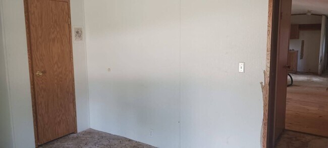 Foto del edificio - 200 N Pine St