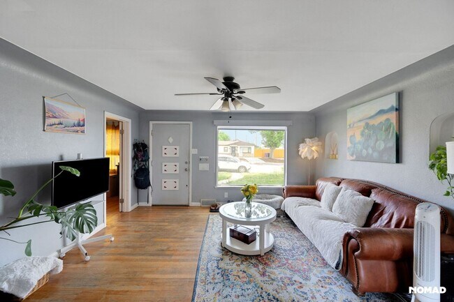 Building Photo - Charming 3BR House in Denver