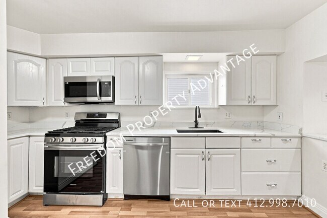 Foto del edificio - 1717 Sidney St