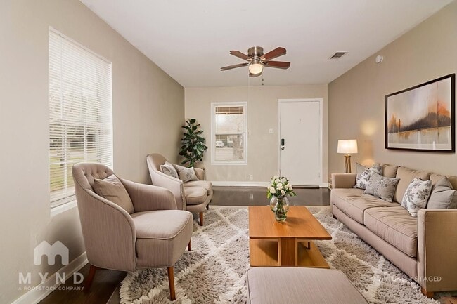 Building Photo - 4925 Merrimac St