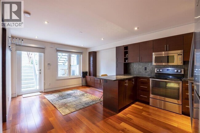 Photo du bâtiment - 4467 W 7th Ave