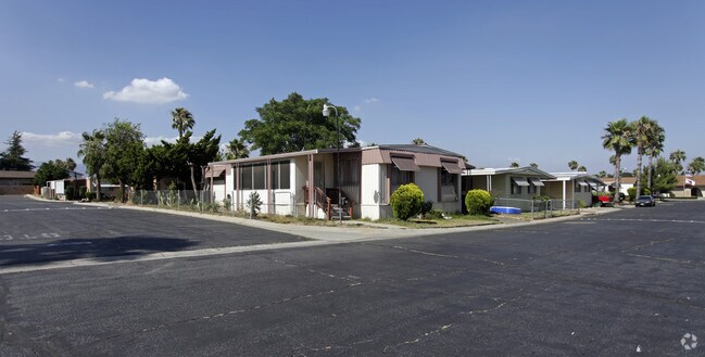 Foto principal - Las Palmas Estates