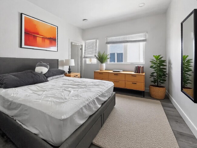 Foto del edificio - 1171 W 37th Pl