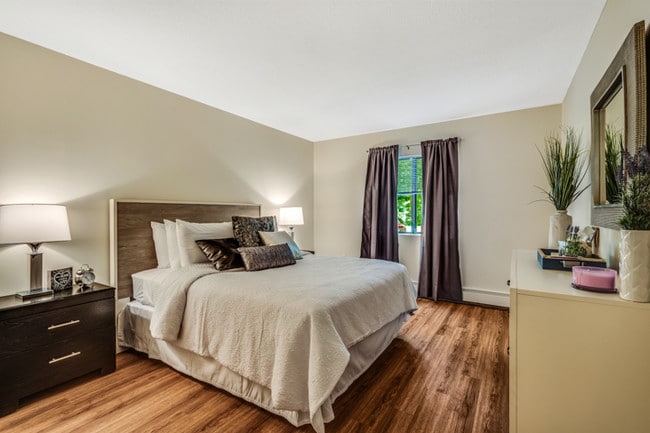 Building Photo - Ramblewood