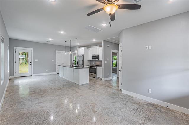 Foto del edificio - 714 E Crawford St