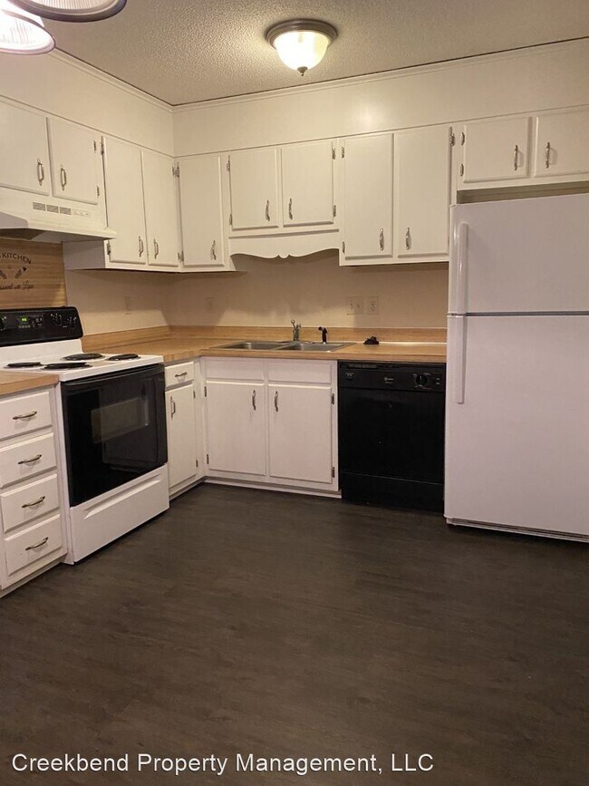 Foto del edificio - 2 br, 1.5 bath House - 102 Kimeran Unit B