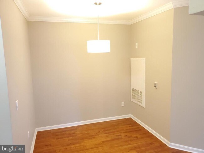 Foto del edificio - 4551 Strutfield Ln