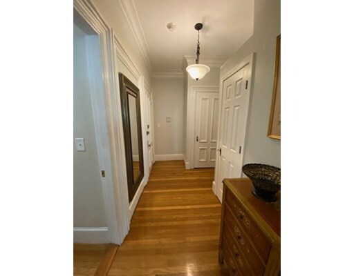 Building Photo - 86 Commonwealth Avenue