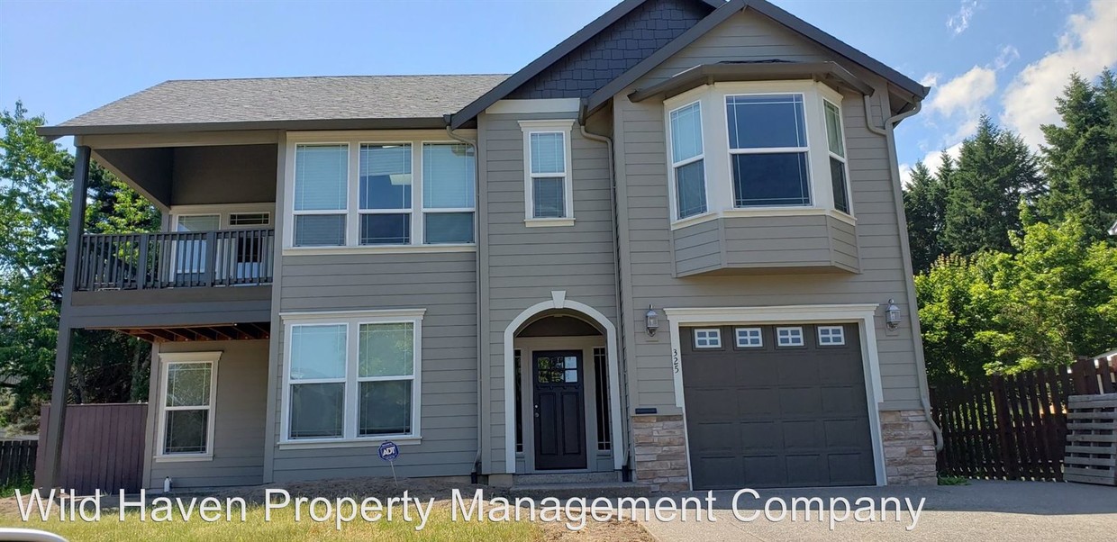 Foto principal - 3 br, 2.5 bath House - 325 NW Cypress