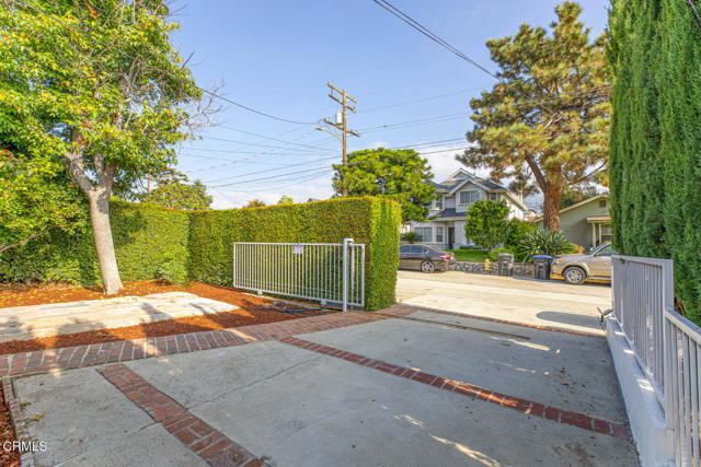 Building Photo - 2948 Piedmont Ave