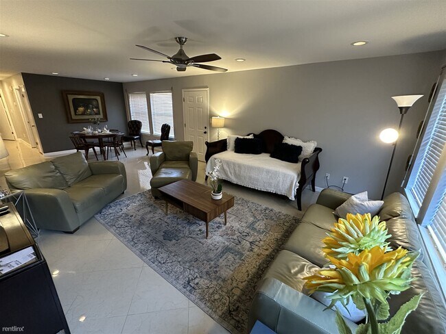 Foto del edificio - 2 br, 2 bath Duplex - 6220 Northwest King ...