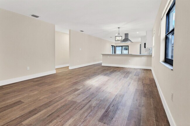 Foto del edificio - 391 NW 58th Ave