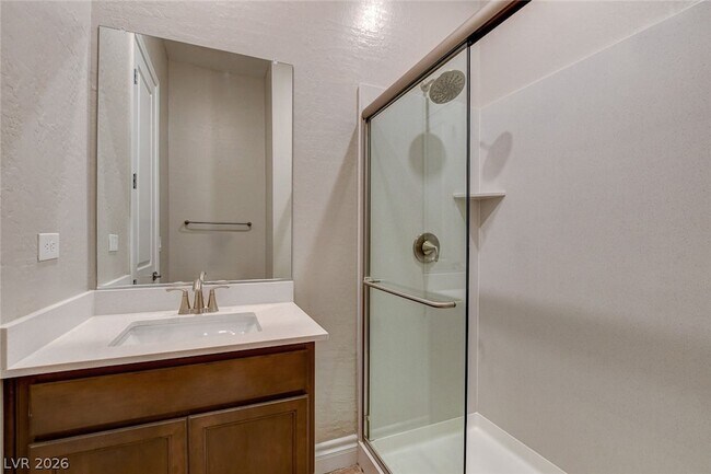 Foto del edificio - 4124 Elegant Chateau St