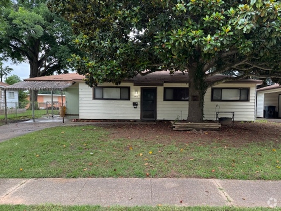 Building Photo - 3207 Stafford St