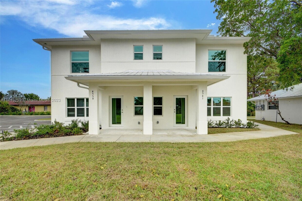 Primary Photo - 4559 Gulfstream Rd