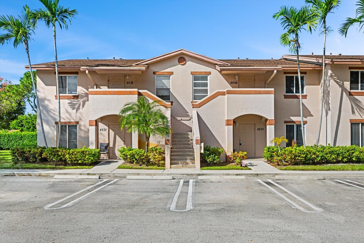 Foto principal - 4534 Oak Terrace Dr