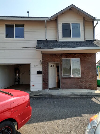 Duplex Townhouse - 9745 SE Holgate Blvd