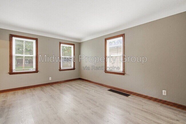 Foto del edificio - 249 S Hartnett Ave