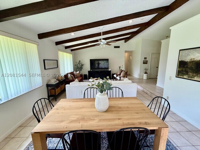 Foto del edificio - 9334 SW 171st Terrace