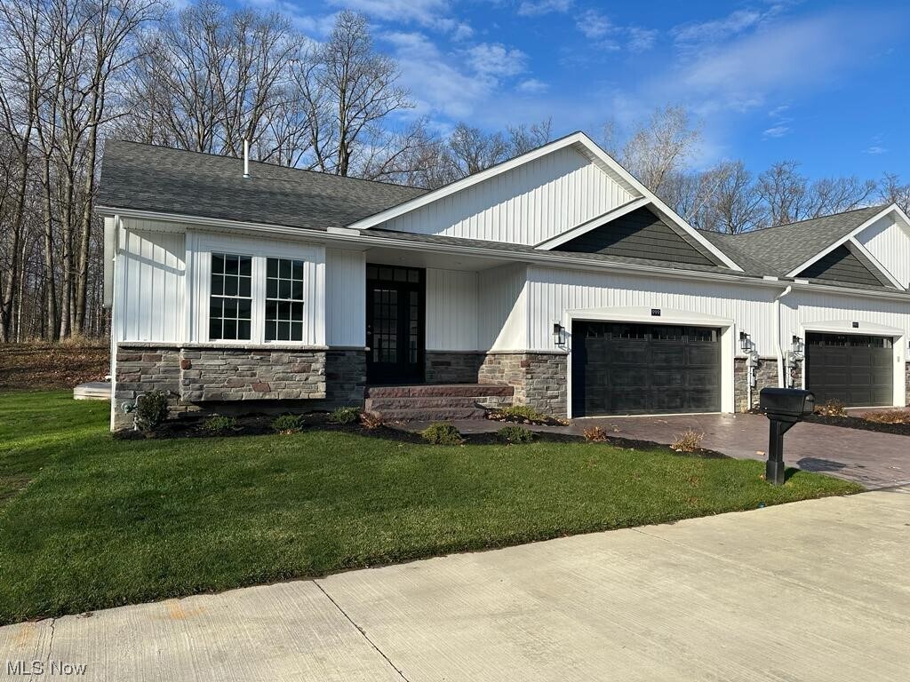 991 Pine Oaks Dr, Broadview Heights, OH 44147 House Rental in