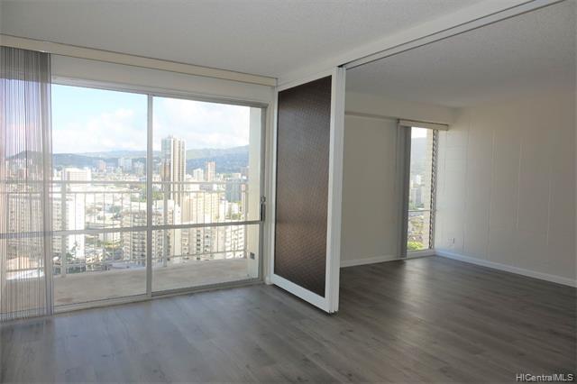Building Photo - 1655 Makaloa St