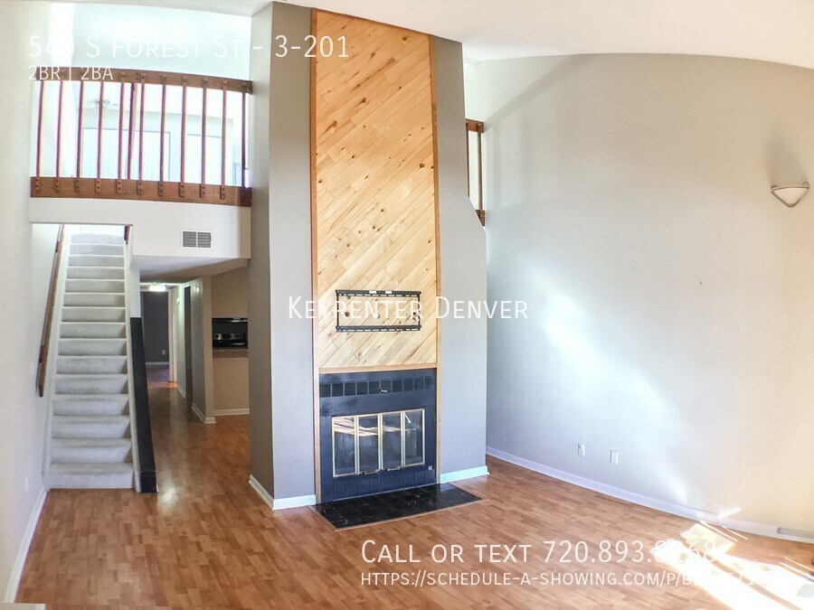 Foto principal - Spacious 2BD, 2BA Townhome Near Cherry Cre...