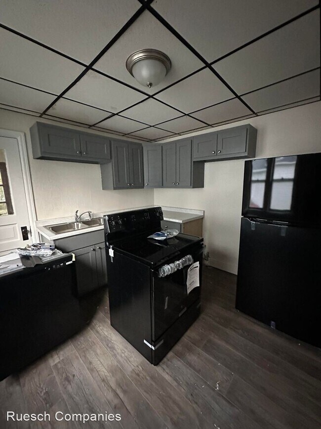 Foto del edificio - 4 br, 1 bath House - 151 9th St N