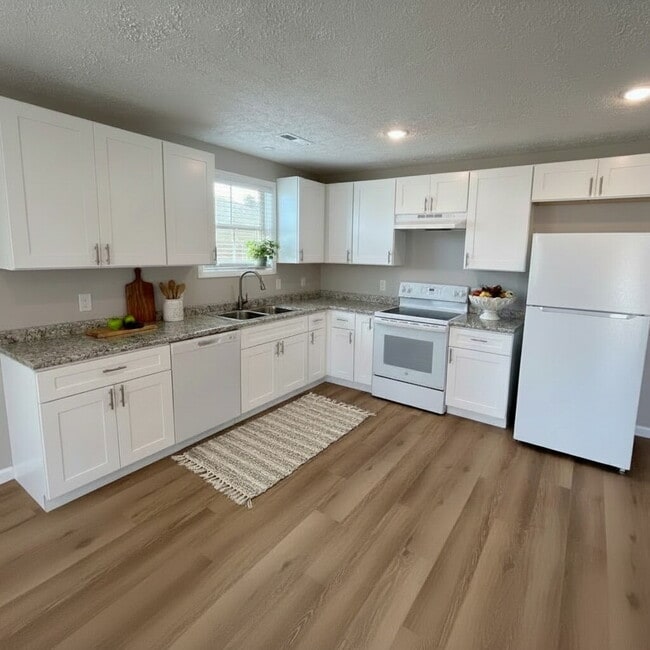 Building Photo - Charming 2-Bed, 2-Bath Home in Gibson: Cozy 1154 Sq Ft!