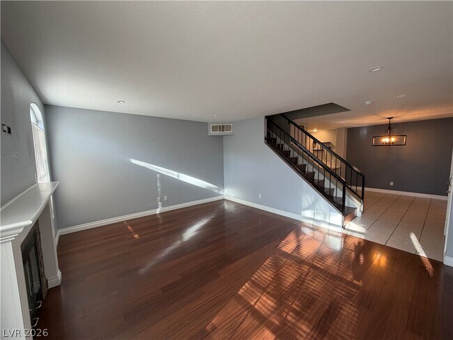 Foto del edificio - 9648 Silver City Dr