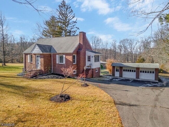 Building Photo - 111 King George Rd