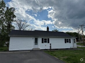 Building Photo - 227 Union Ave