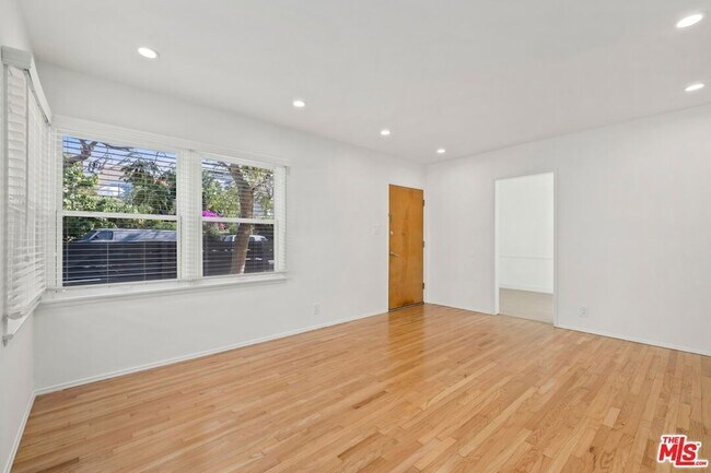 Foto del edificio - 219 3rd Ave