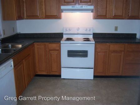 Building Photo - 207 Old Wormley Creek Rd