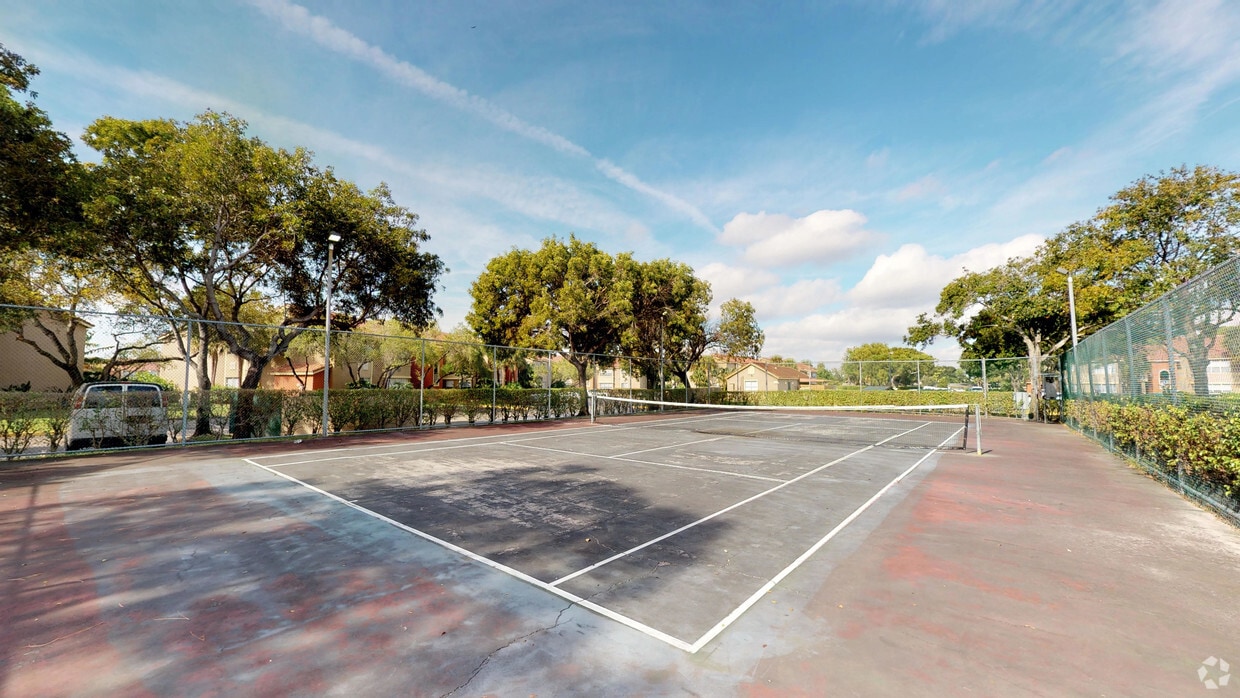 Photo - Tivoli Park Apartments