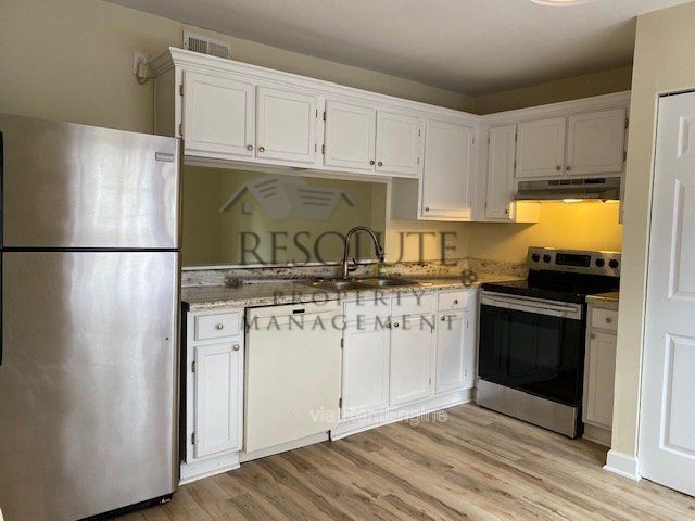 Building Photo - 7741 Ohmann Ct