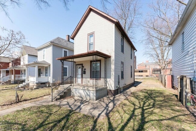 Building Photo - 274 E Barthman Ave