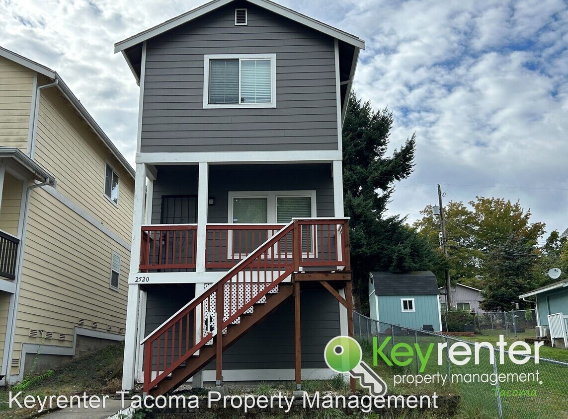 Primary Photo - 3 br, 2.5 bath House - 2520 S Ash St