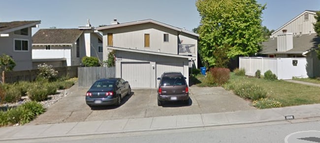 Building Photo - 1968 Dolphin Dr