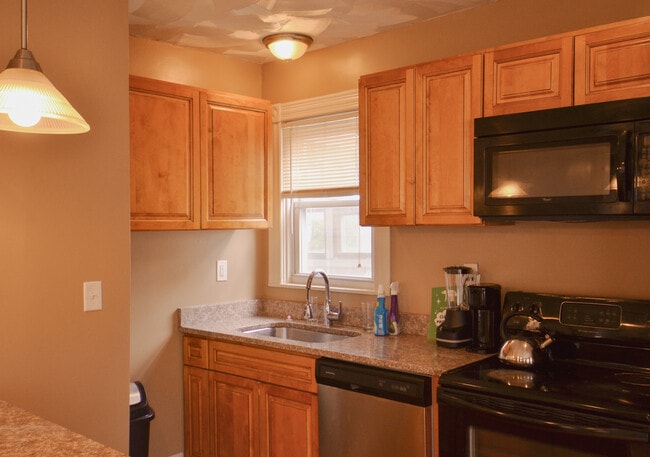 Photo - 148 Ohio Ave House