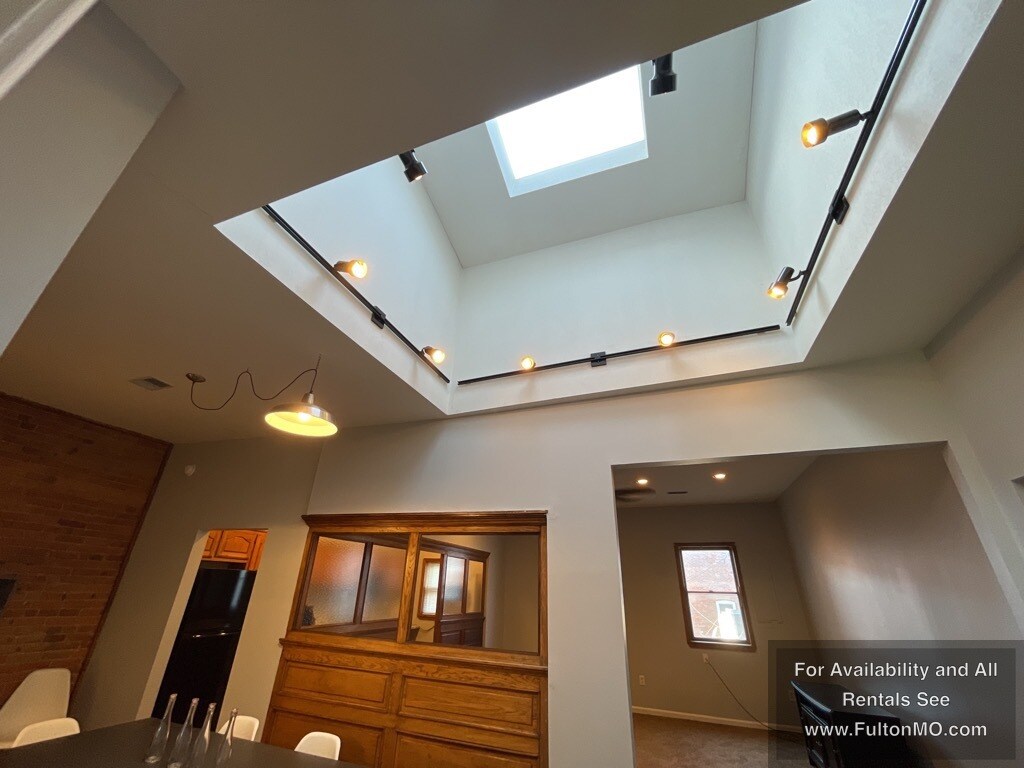 Foto principal - 503 Court St